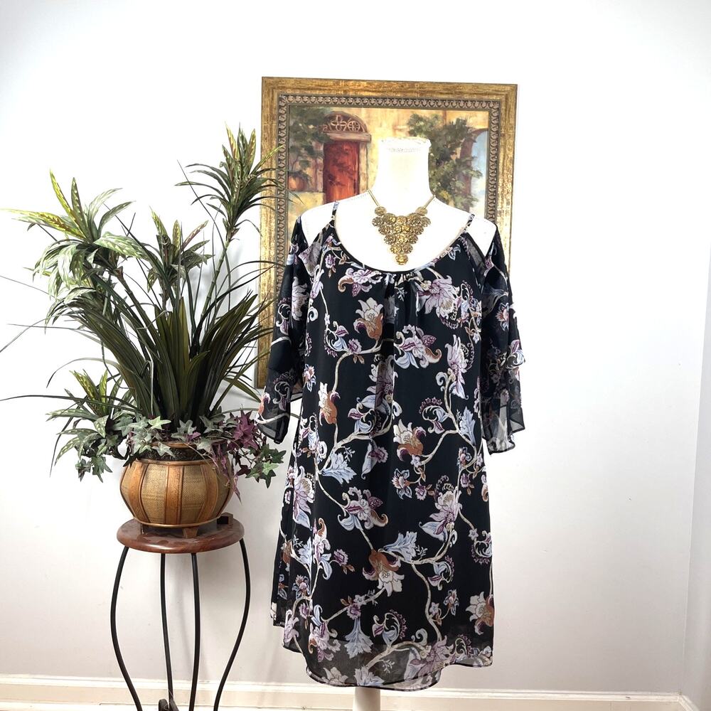 White House Black Market Floral Cold Shoulder Chiffon Dress Women’s‎ M Black